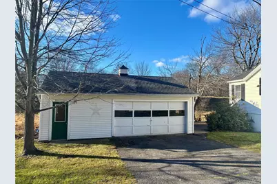 647 S Drury Lane, Rock Tavern, NY 12549 - Photo 21