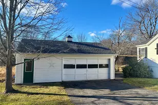 647 S Drury Ln, Rock Tavern, NY 12549 - Photo 21