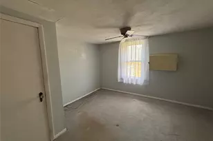 647 S Drury Ln, Rock Tavern, NY 12549 - Photo 13