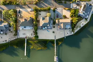 8 Landsend Ln, Southampton, NY 11968 - Photo 39