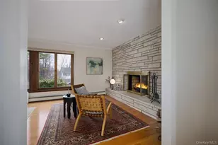 42 Thornwood Dr, Poughkeepsie, NY 12603 - Photo 15