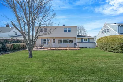 7 Woodpecker Lane, Levittown, NY 11756 - Photo 29