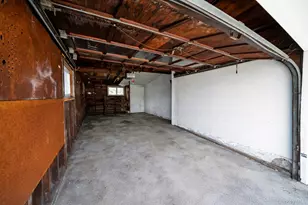 7 Woodpecker Ln, Levittown, NY 11756 - Photo 25