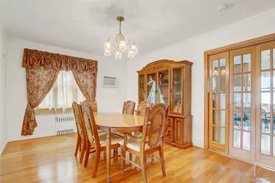 892 Bryant Avenue, New Hyde Park, NY 11040 - Photo 9