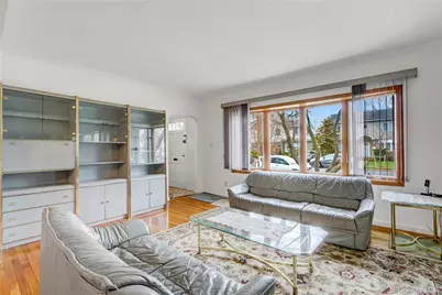 892 Bryant Avenue, New Hyde Park, NY 11040 - Photo 5