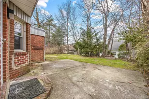 219-01 82nd Ave, Queens Village, NY 11427 - Photo 27