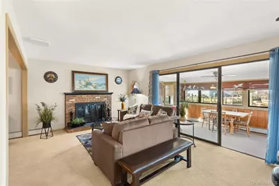 7 Montgomery Lane, Bay Shore, NY 11706 - Photo 9