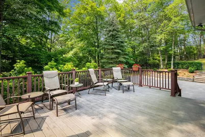39 Mayberry Road, Chappaqua, NY 10514 - Photo 9