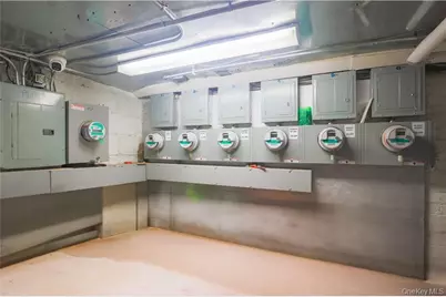 1717 Voorhies Avenue, Brooklyn, NY 11235 - Photo 25