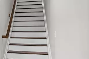 42 Lamport Ave, Port Jefferson, NY 11776 - Photo 15