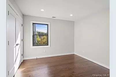 42 Lamport Avenue, Port Jefferson, NY 11776 - Photo 5