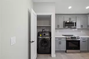 42 Lamport Ave, Port Jefferson, NY 11776 - Photo 9