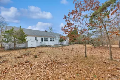 4 E Rampasture Road, Hampton Bays, NY 11946 - Photo 25
