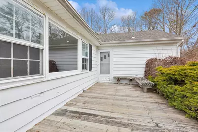 4 E Rampasture Road, Hampton Bays, NY 11946 - Photo 3