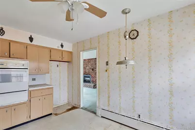 4 E Rampasture Road, Hampton Bays, NY 11946 - Photo 11