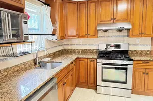 47-45 Oceania St, Bayside, NY 11361 - Photo 3