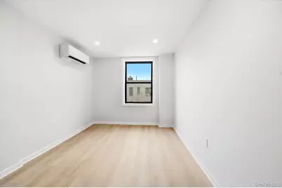 2257 Hampden Place, Bronx, NY 10468 - Photo 15