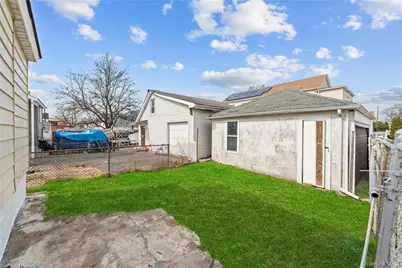 126-19 Sutter Avenue, Ozone Park, NY 11420 - Photo 33