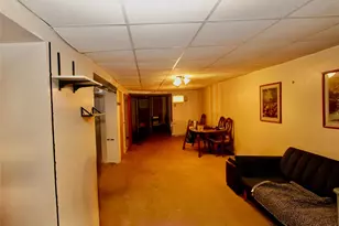 66-22 79th Pl, Middle Village, NY 11379 - Photo 21