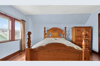 9429 Park Lane S, Woodhaven, NY 11421 - Photo 13
