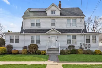 700 Partridge Avenue, West Hempstead, NY 11552 - Photo 1