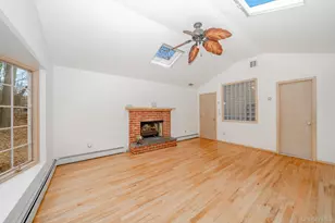 263 N Country Rd, Smithtown, NY 11787 - Photo 21