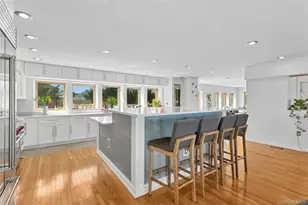 416 W Bay Dr, Long Beach, NY 11561 - Photo 13