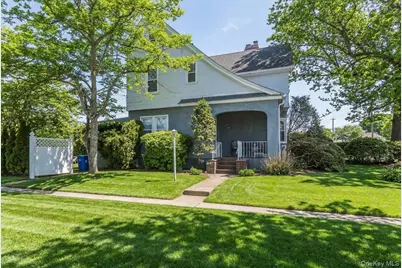 343 Nassau Boulevard, New Hyde Park, NY 11040 - Photo 1