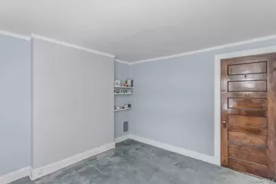 343 Nassau Boulevard, New Hyde Park, NY 11040 - Photo 17