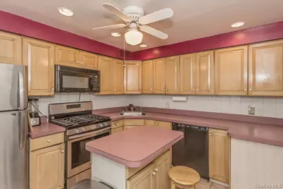 343 Nassau Boulevard, New Hyde Park, NY 11040 - Photo 7