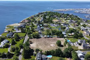 100 Awixa Ave, Bay Shore, NY 11706 - Photo 11