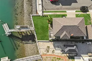 255 Delaware Ave, Island Park, NY 11558 - Photo 21