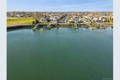 255 Delaware Avenue, Island Park, NY 11558 - Photo 29