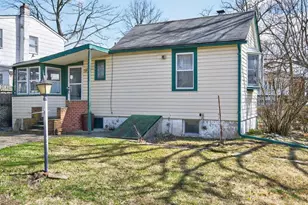 2003 Park Ave, East Meadow, NY 11554 - Photo 25