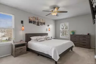 15 Loughlin Dr, Shirley, NY 11967 - Photo 19