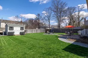 15 Loughlin Dr, Shirley, NY 11967 - Photo 29