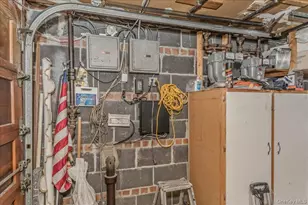 42-29 217th St, Bayside, NY 11361 - Photo 37