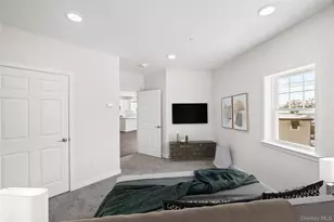 227 4th Ave, Bay Shore, NY 11706 - Photo 13