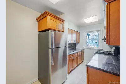 148-07 61st Road, Flushing, NY 11367 - Photo 9