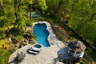 33 Greenbriar Dr, Chappaqua, NY 10514 - Photo 37