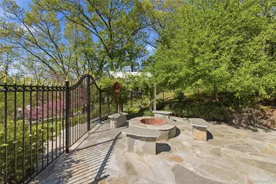 33 Greenbriar Drive, Chappaqua, NY 10514 - Photo 31
