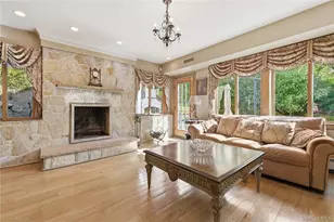 33 Greenbriar Dr, Chappaqua, NY 10514 - Photo 15