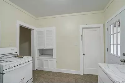 3 Kingston Avenue, Port Jervis, NY 12771 - Photo 9