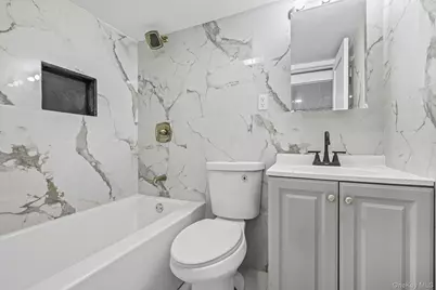 9210 104th Street, Richmond Hill, NY 11418 - Photo 7