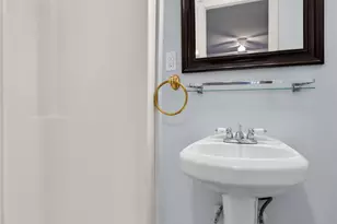 40 E 24th St, Huntington Station, NY 11746 - Photo 17