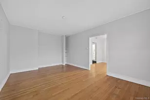 40 E 24th St, Huntington Station, NY 11746 - Photo 7