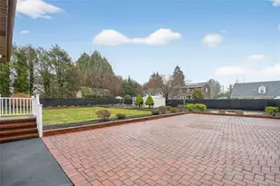 40 E 24th St, Huntington Station, NY 11746 - Photo 31