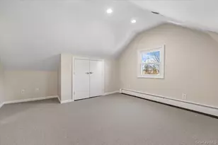 348 Mulry Ln, Lawrence, NY 11559 - Photo 19