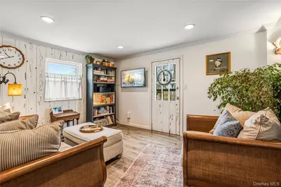 31 Munson Court, Melville, NY 11747 - Photo 25