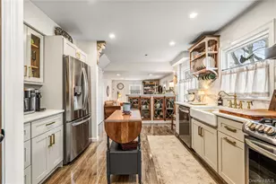 31 Munson Ct, Melville, NY 11747 - Photo 21